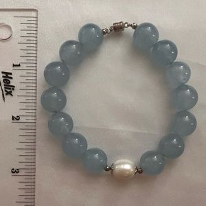 Blue agate bead and natural pearl bracelet with strong magnetic clasp